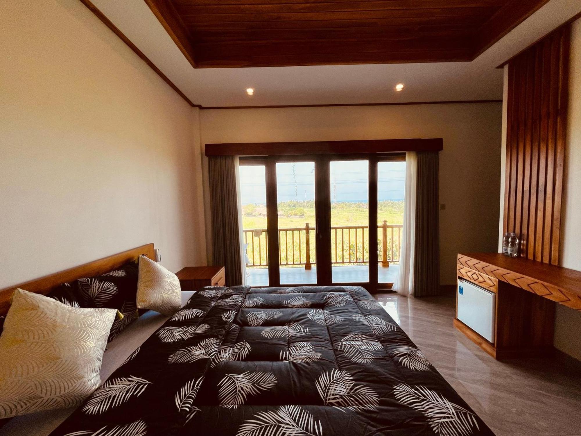 Surfers Villa Medewi Jembrana Екстериор снимка