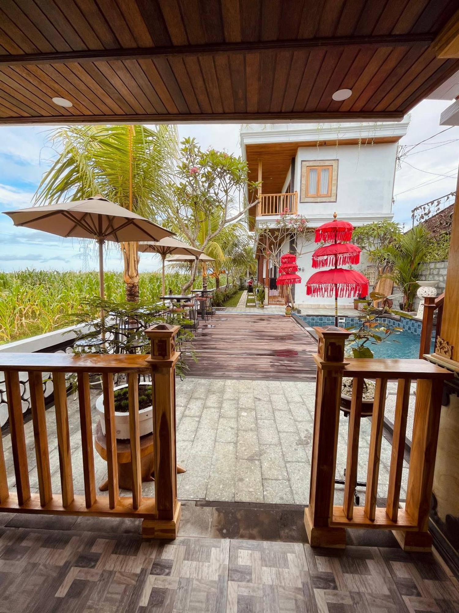 Surfers Villa Medewi Jembrana Екстериор снимка