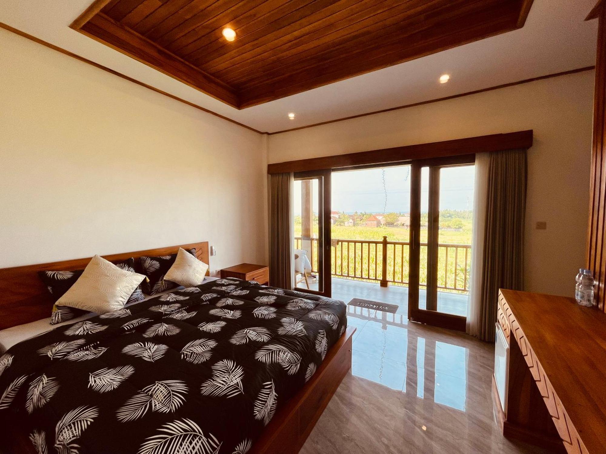 Surfers Villa Medewi Jembrana Екстериор снимка