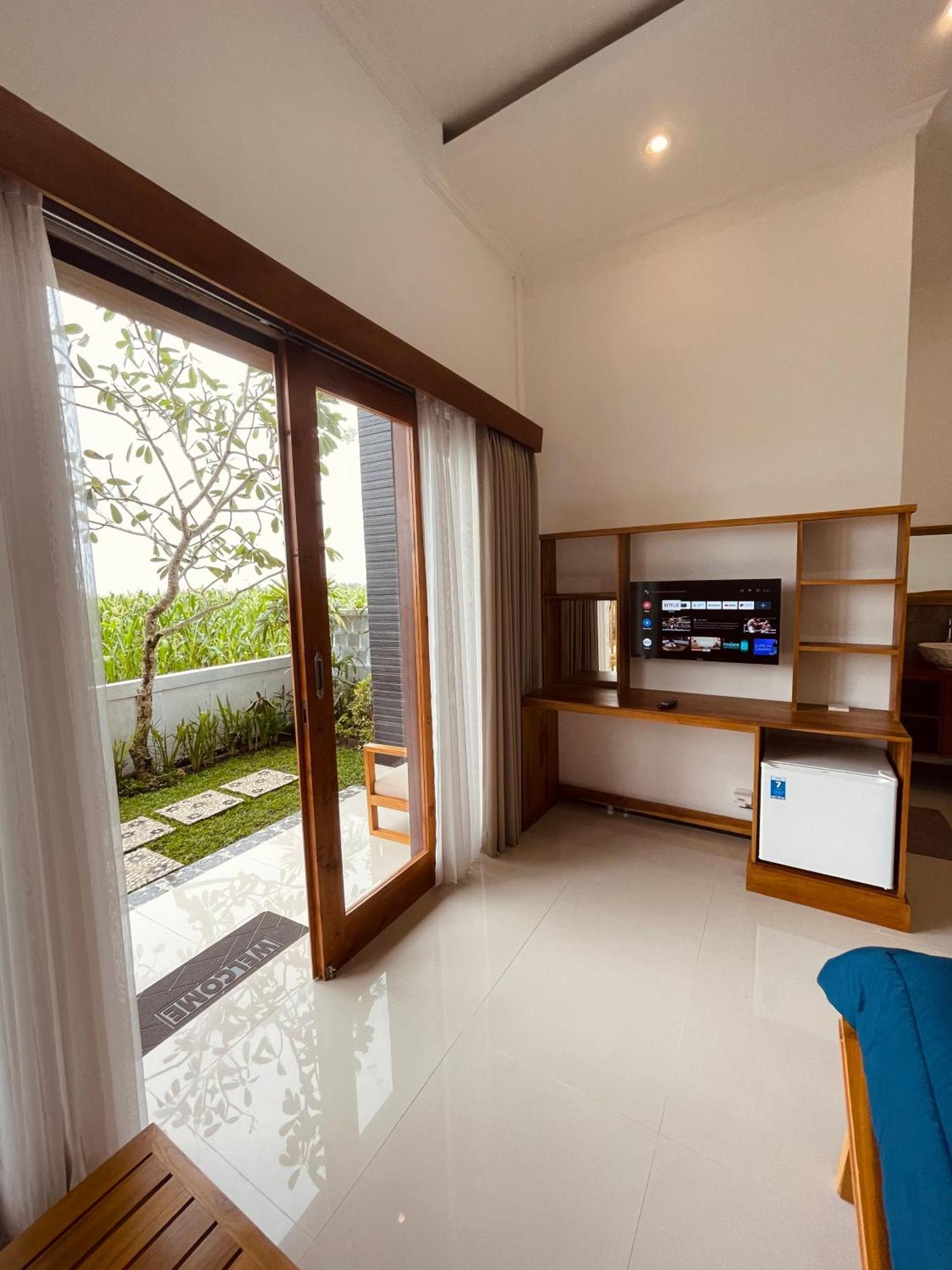 Surfers Villa Medewi Jembrana Екстериор снимка