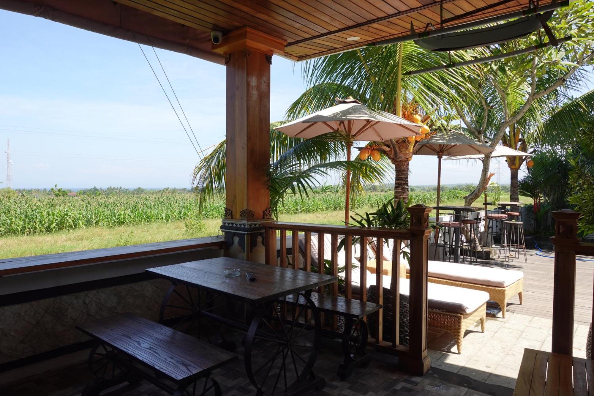 Surfers Villa Medewi Jembrana Екстериор снимка
