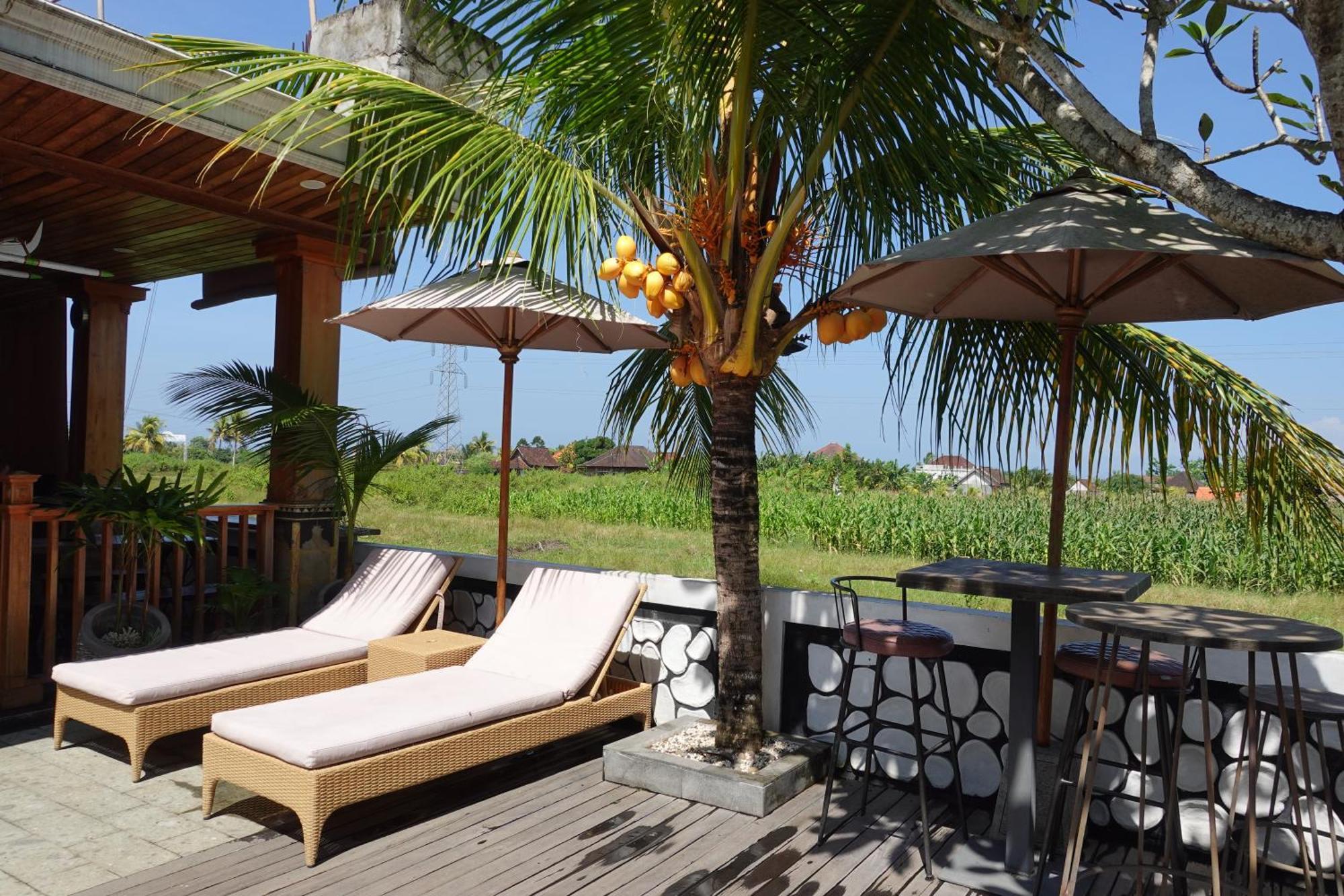 Surfers Villa Medewi Jembrana Екстериор снимка